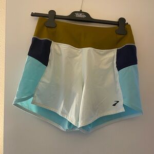 Brooks 5” running shorts